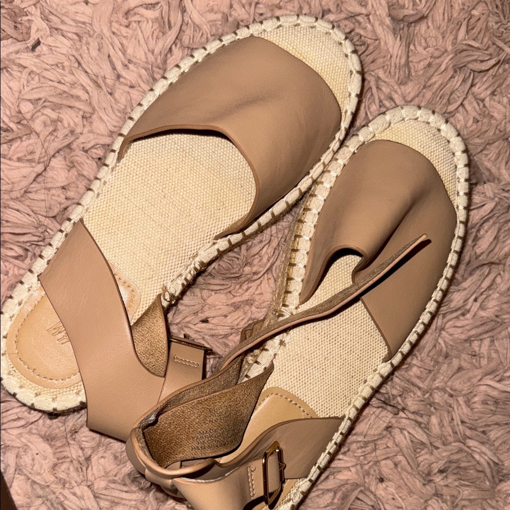 Women's Tan Sandals